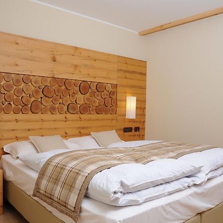 Residence Marisol Camere & Appartamenti - Mezzana Centre Экстерьер фото
