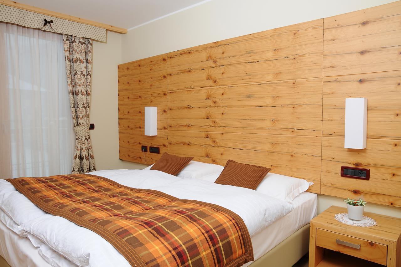 Residence Marisol Camere & Appartamenti - Mezzana Centre Экстерьер фото