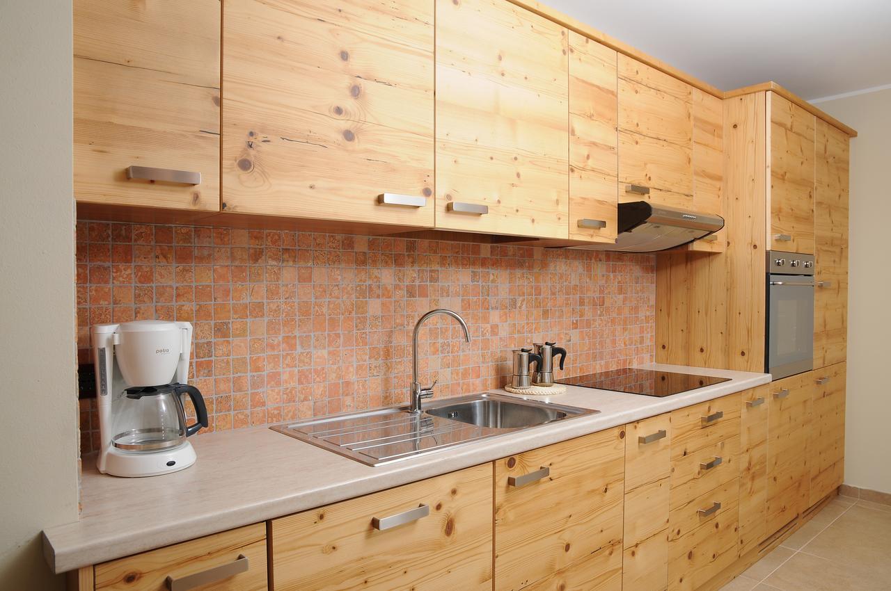 Residence Marisol Camere & Appartamenti - Mezzana Centre Экстерьер фото